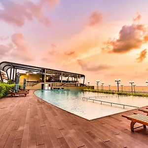 Grandeeza Luxury Hotel Katunayake